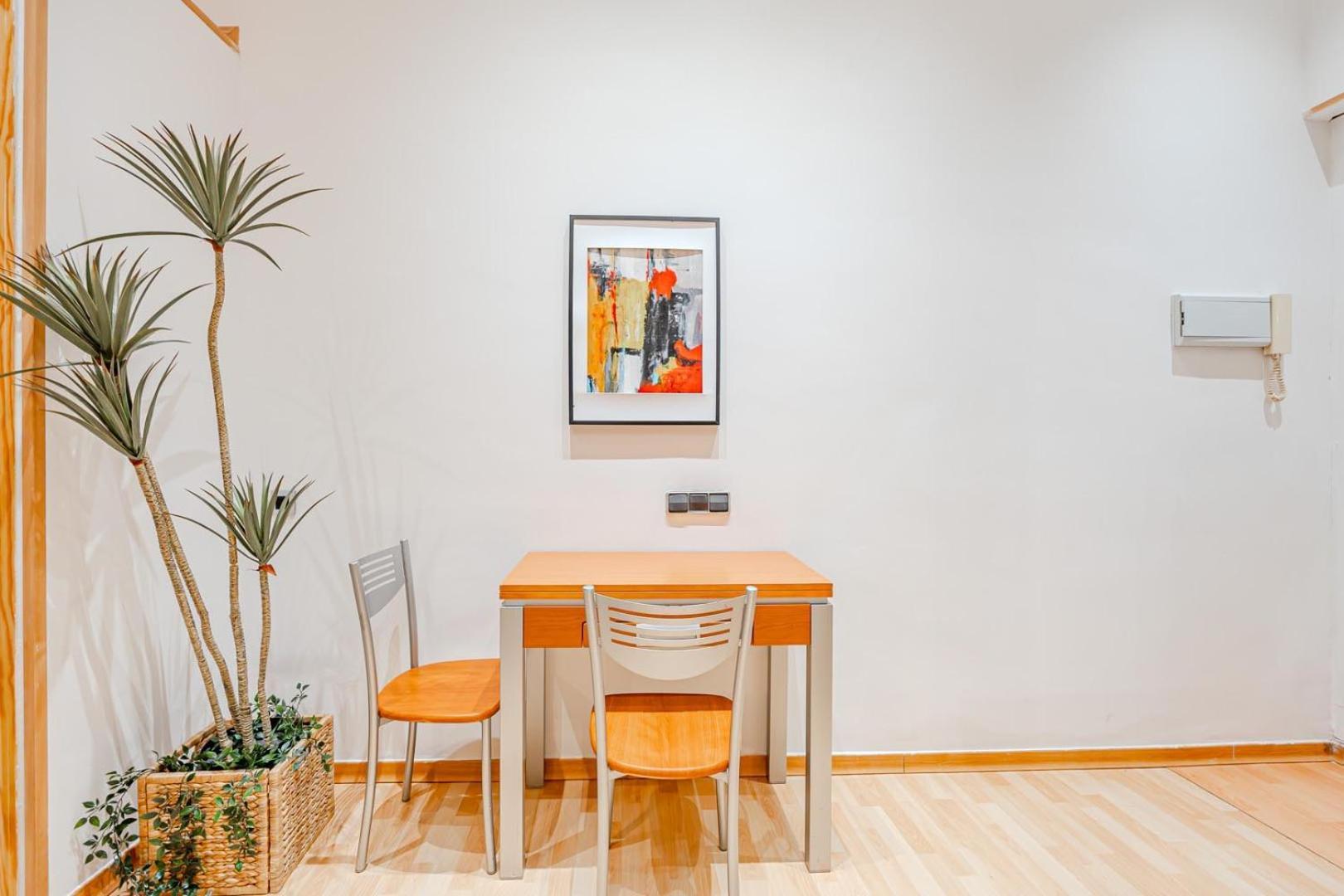 Increible Loft A 5 Min Del Retiro & Wizink Lejlighed Madrid Eksteriør billede